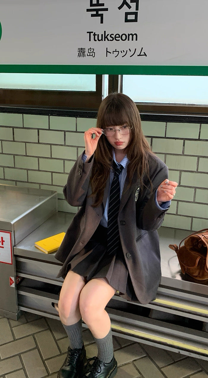 preppy oversized blazer