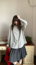 loose stripe shirt